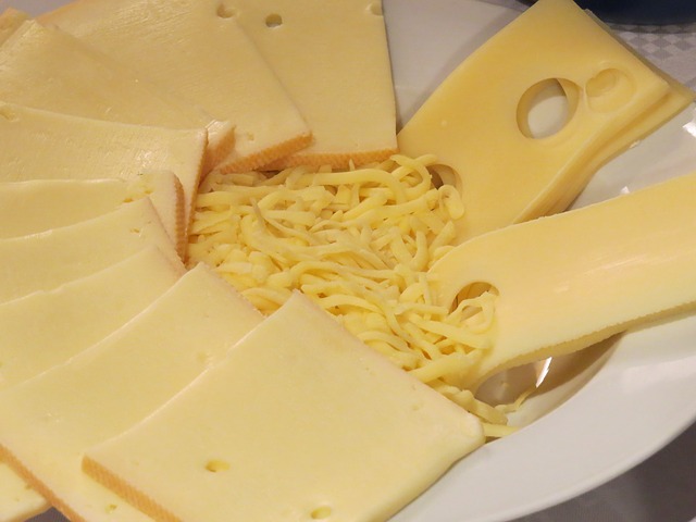 cheese-81403_640.jpg