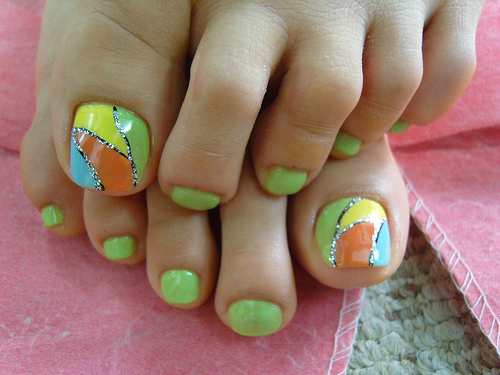 2010-nails-spring-baby-look-.jpg